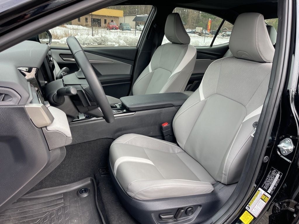 2025 Toyota Camry ** Pohanka Certified 10 Year / 100,000 **