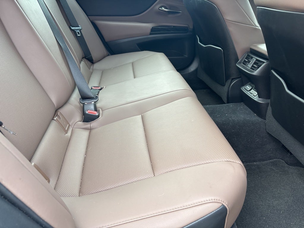 2023 Lexus ES 250 AWD ** Pohanka Certified 10 Year / 100,000 **