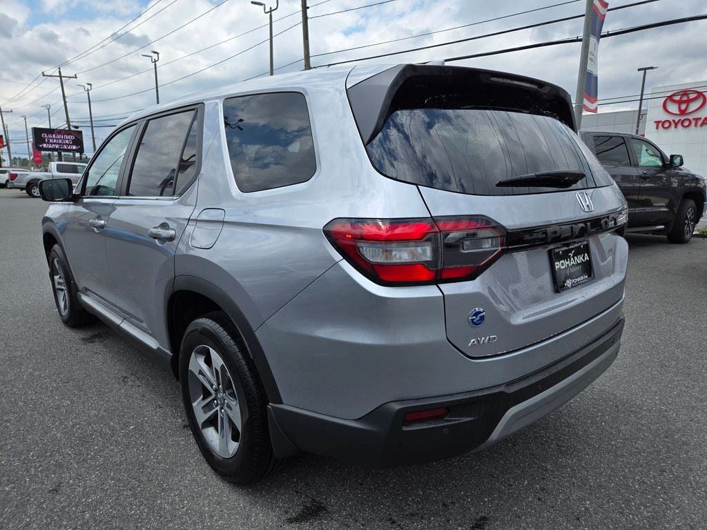 2023 Honda Pilot EX-L 8 Passenger