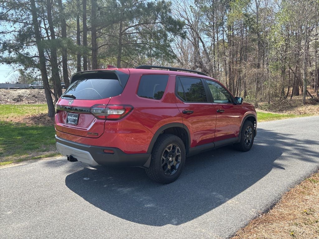 2025 Honda Pilot TrailSport AWD ** HondaTrue Certified 7 Year / 100,000 **