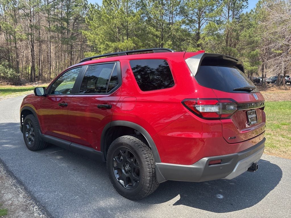 2025 Honda Pilot TrailSport AWD ** HondaTrue Certified 7 Year / 100,000 **
