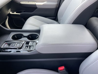 2025 Honda Pilot Touring AWD ** HondaTrue Certified 7 Year / 100,000 **