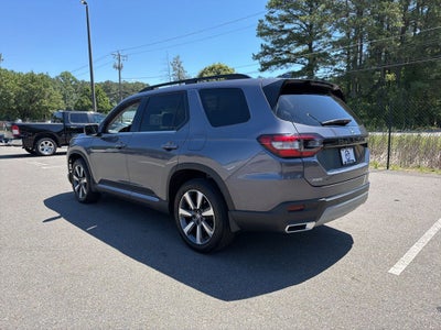 2025 Honda Pilot Touring