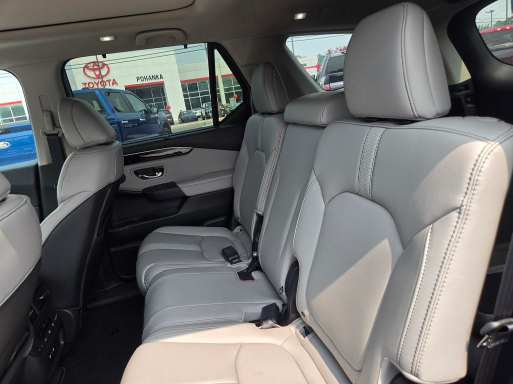 2024 Honda Pilot Touring