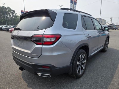 2024 Honda Pilot Touring