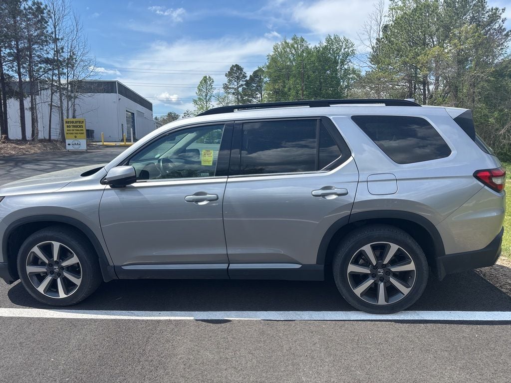 2023 Honda Pilot Elite