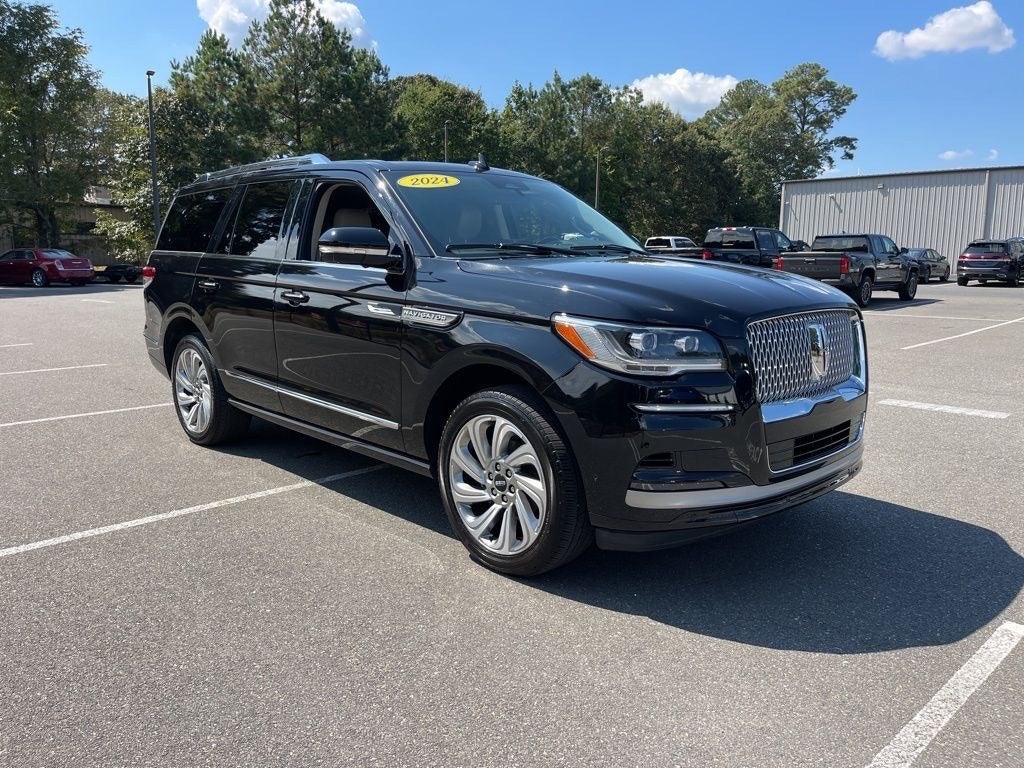 2024 Lincoln Navigator Premiere 4WD **Pohanka Certified 10 YEAR/100,000**