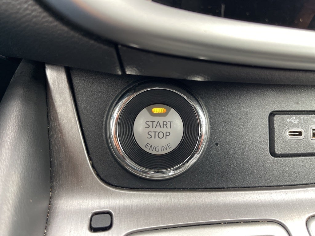 2023 Nissan Murano SV ** Pohanka Certified 10 Year / 100,000 **