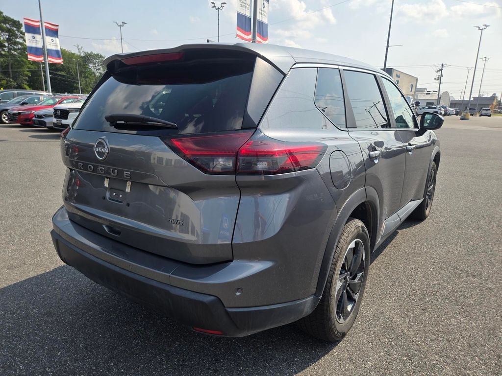 2025 Nissan Rogue SV