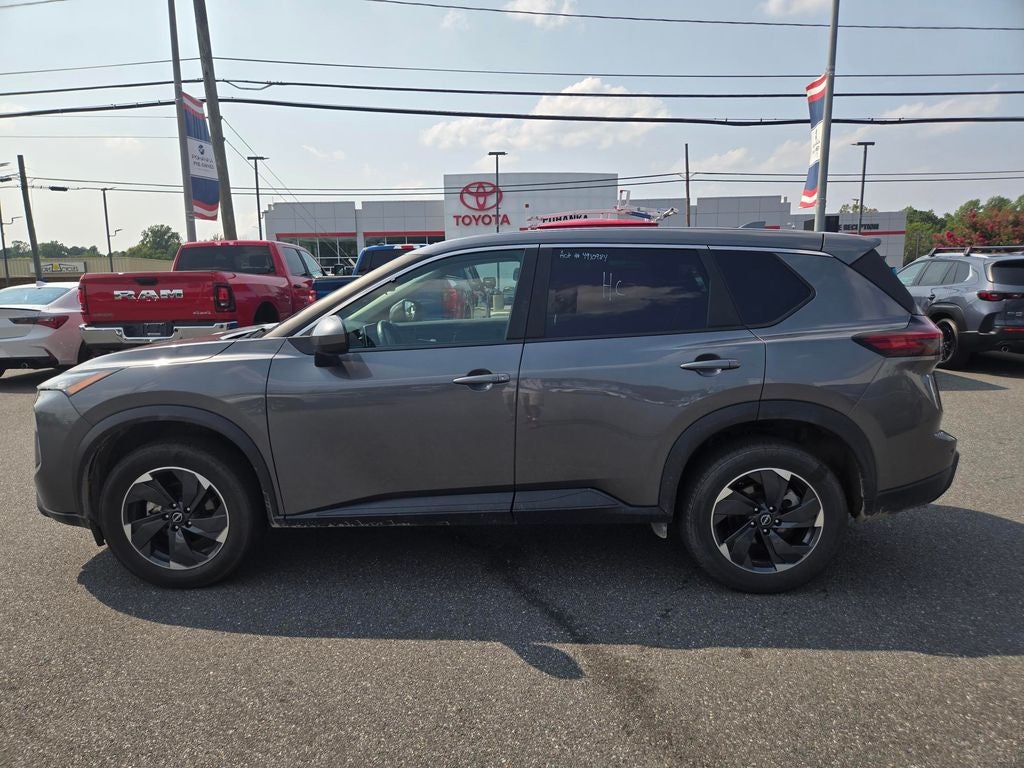 2025 Nissan Rogue SV