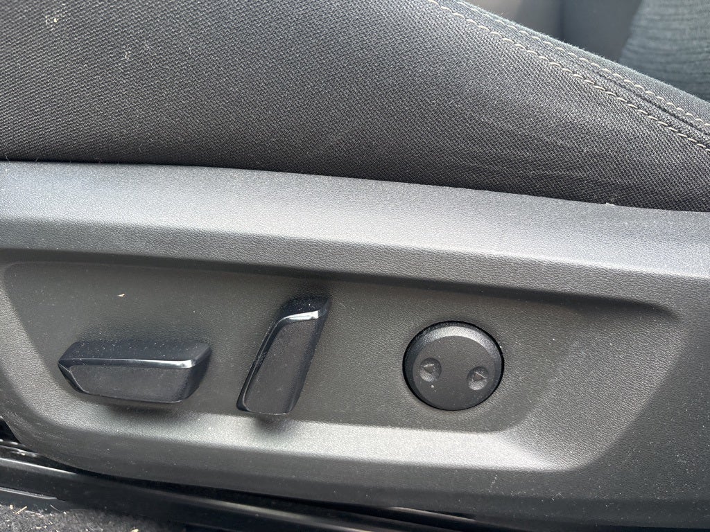 2023 Nissan Rogue SV AWD ** Pohanka Certified 10 Year / 100,000 **