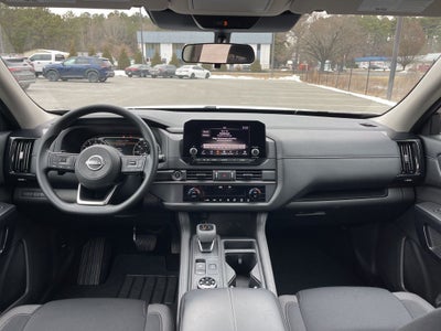 2024 Nissan Pathfinder S