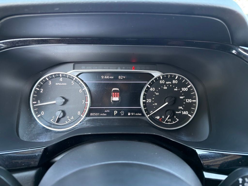 2022 Nissan Pathfinder SV