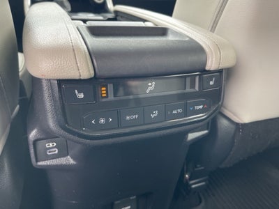 2024 Toyota Grand Highlander Limited ** Pohanka Certified 10 YEAR/100,000 **