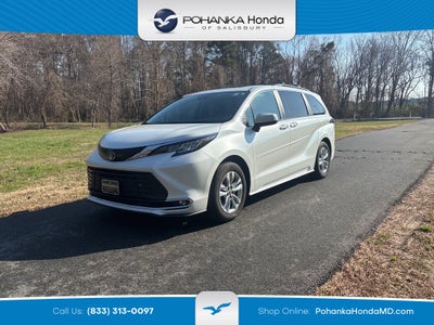 2023 Toyota Sienna XLE 7 Passenger AWD ** Pohanka Certified 10 Year/100,0