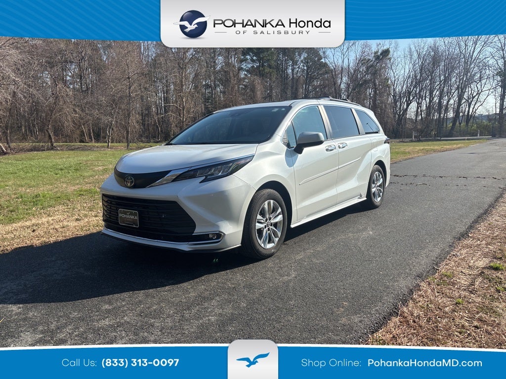 2023 Toyota Sienna XLE 7 Passenger AWD ** Pohanka Certified 10 Year/100,0