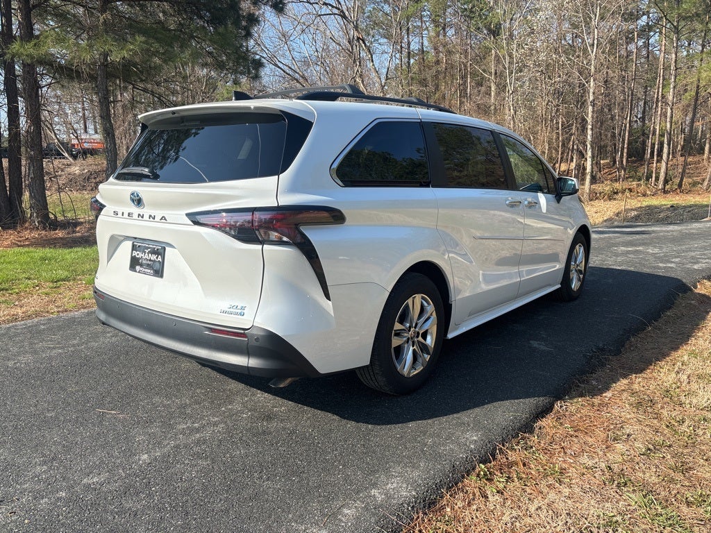 2023 Toyota Sienna XLE 7 Passenger AWD ** Pohanka Certified 10 Year/100,0