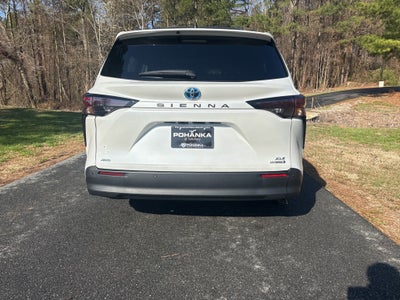 2023 Toyota Sienna XLE 7 Passenger AWD ** Pohanka Certified 10 Year/100,0