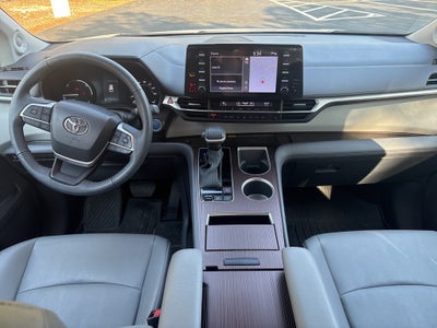 2023 Toyota Sienna XLE 7 Passenger AWD ** Pohanka Certified 10 Year/100,0
