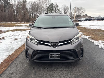 2018 Toyota Sienna LE 7 Passenger ** Pohanka Certified 6 Months / 6,000