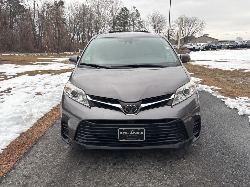 2018 Toyota Sienna LE 7 Passenger ** Pohanka Certified 6 Months / 6,000