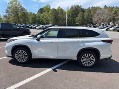2025 Toyota Highlander Platinum