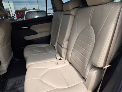 2024 Toyota Highlander XLE