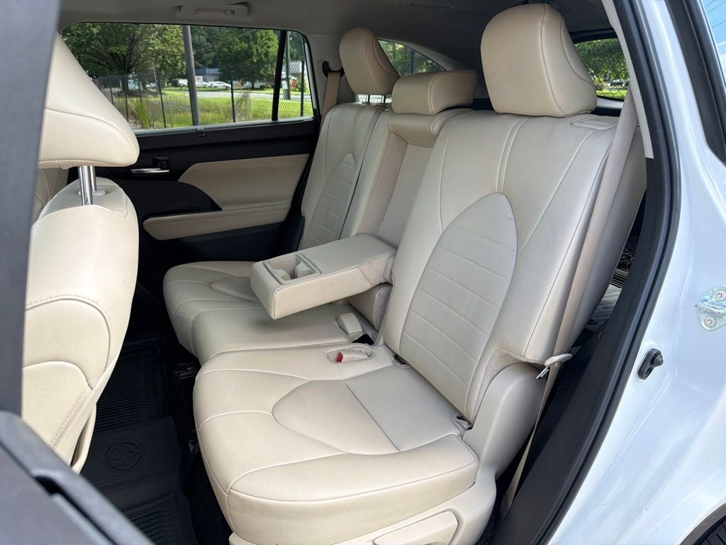 2024 Toyota Highlander XLE