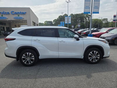2024 Toyota Highlander XLE