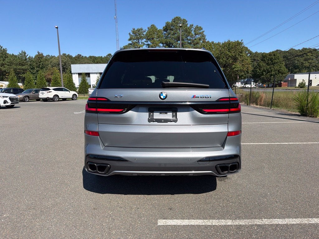 2026 BMW X7 M60i