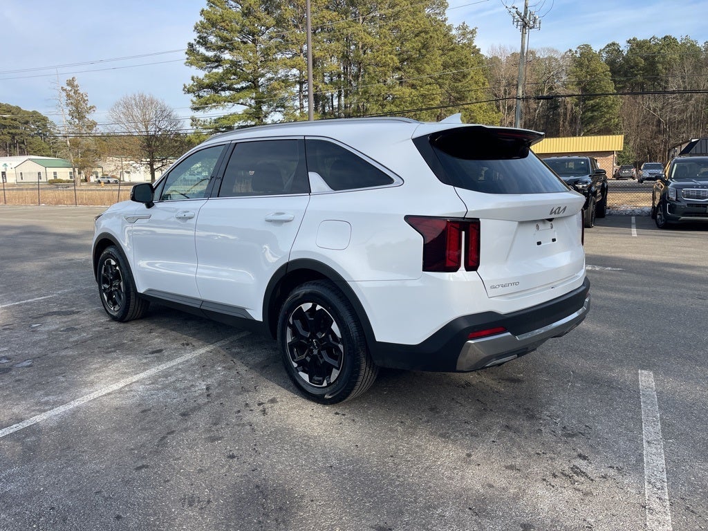 2024 Kia Sorento S ** Pohanka Certified 10 Year / 100,000 **