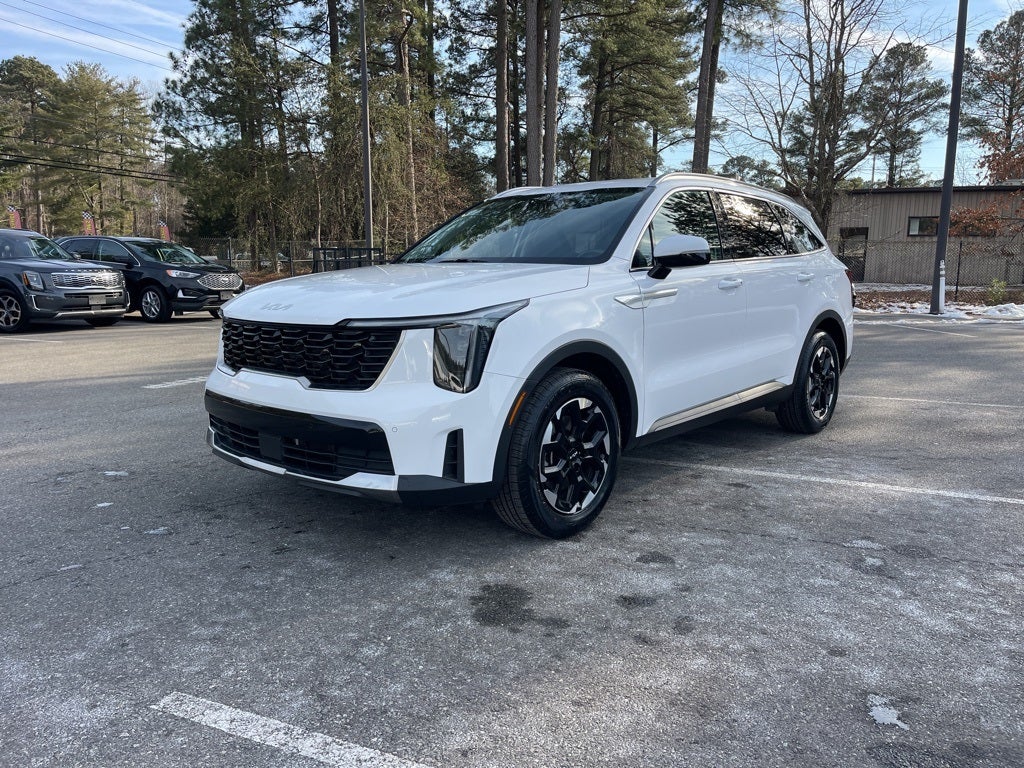 2024 Kia Sorento S ** Pohanka Certified 10 Year / 100,000 **