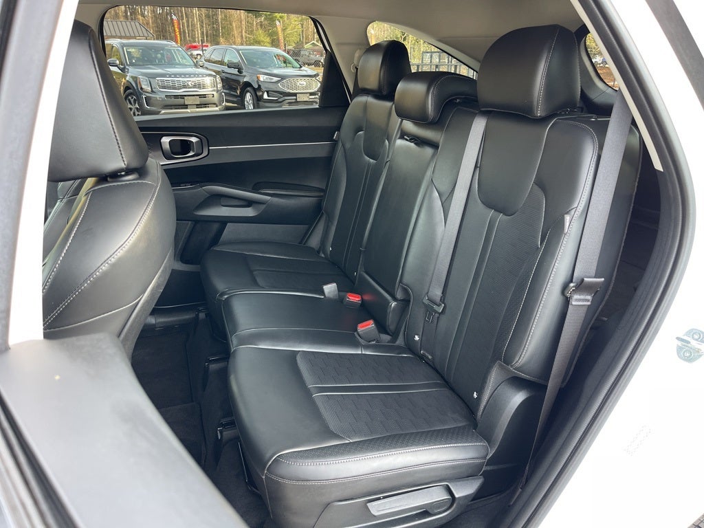 2024 Kia Sorento S ** Pohanka Certified 10 Year / 100,000 **