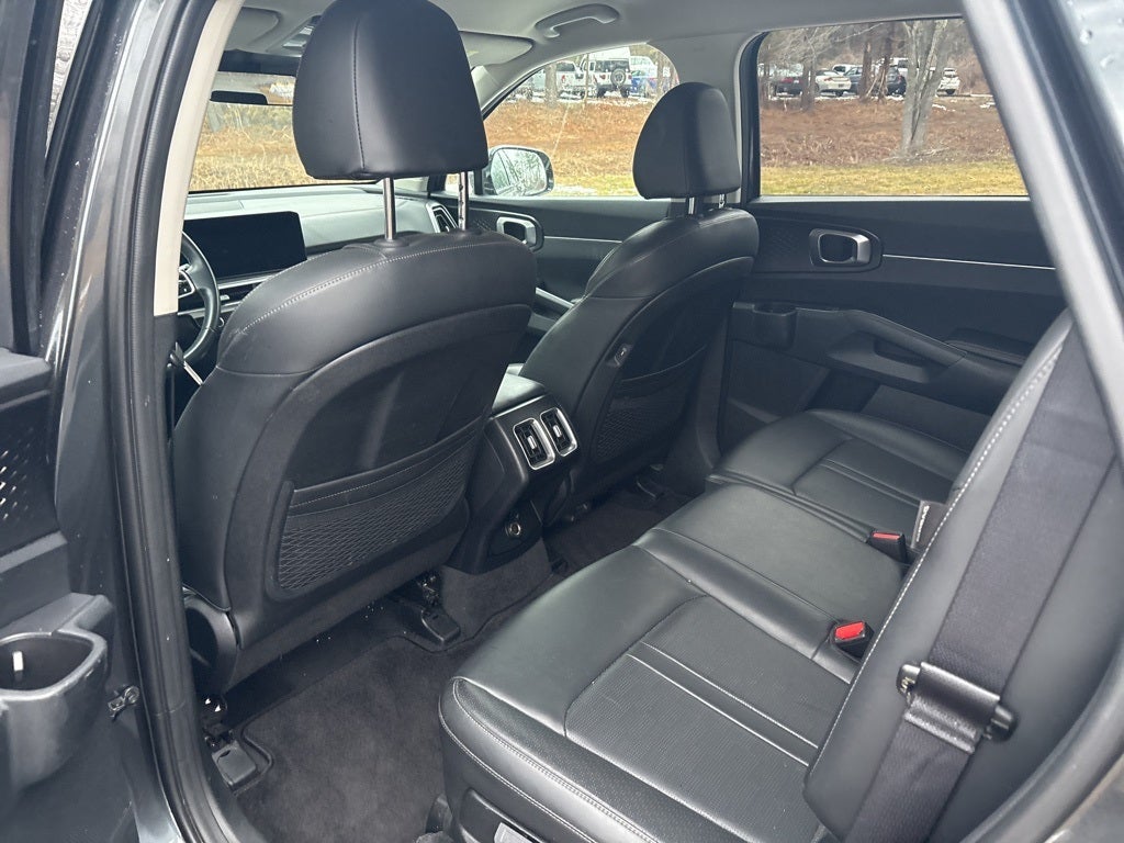 2024 Kia Sorento S ** Pohanka Certified 10 Year / 100,000 **