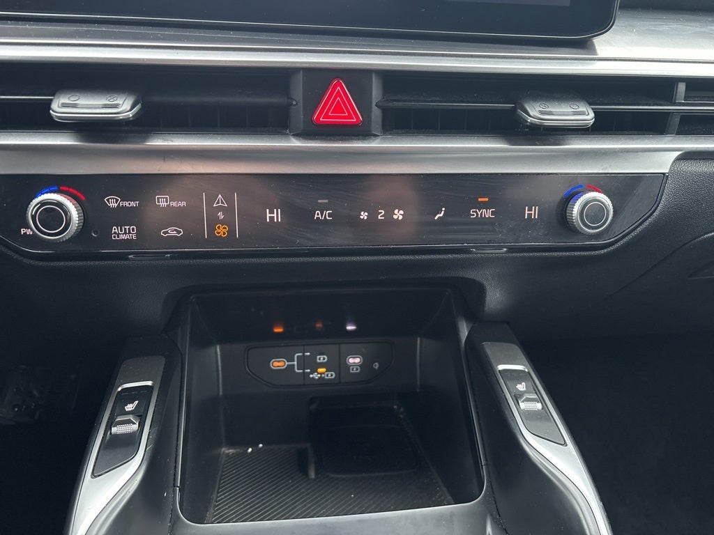 2024 Kia Sorento S ** Pohanka Certified 10 Year / 100,000 **