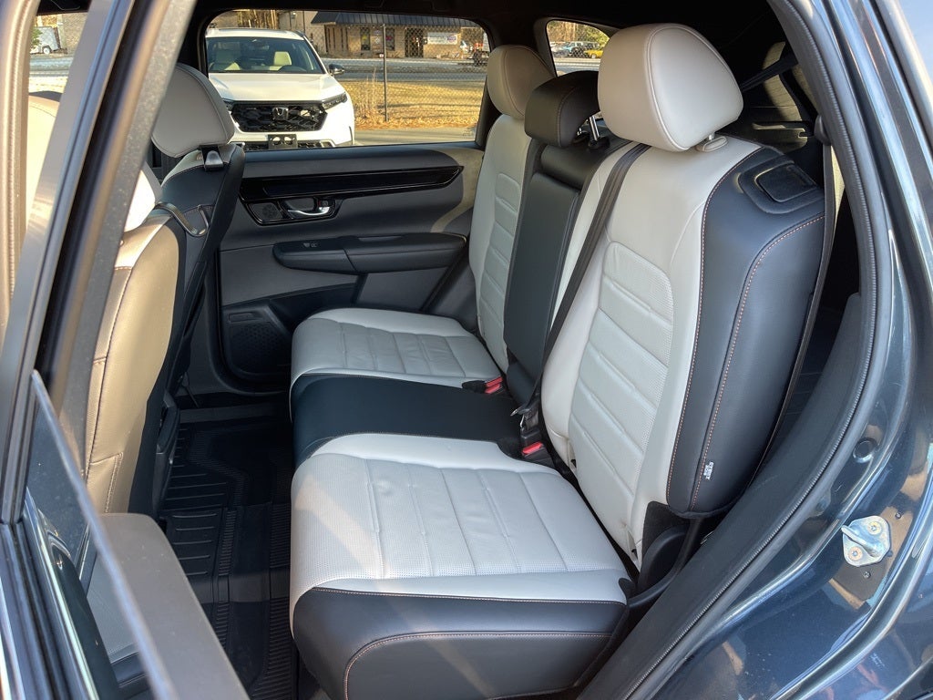 2023 Honda CR-V Hybrid Sport Touring AWD ** HondaTrue Certified 7 Year / 100,000 **