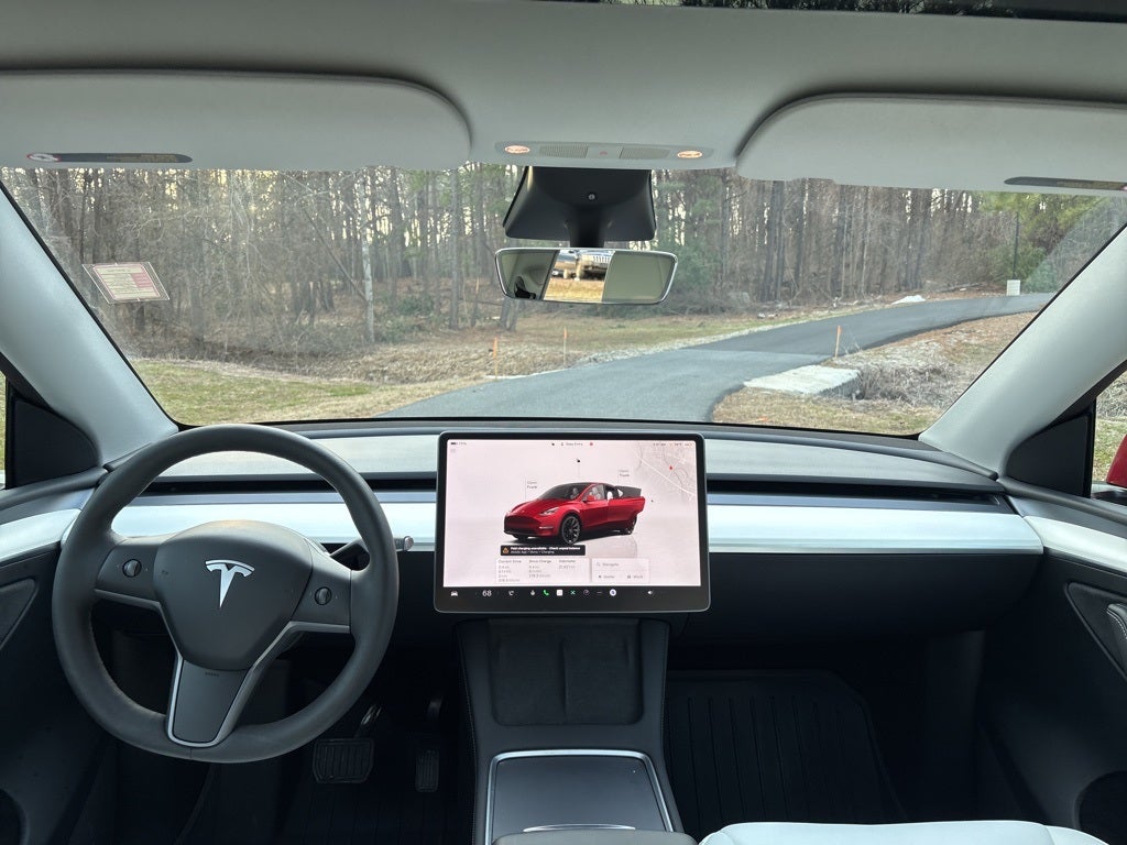 2023 Tesla Model Y Long Range ** Low Miles/3rd Row Seating / ONE OWNER
