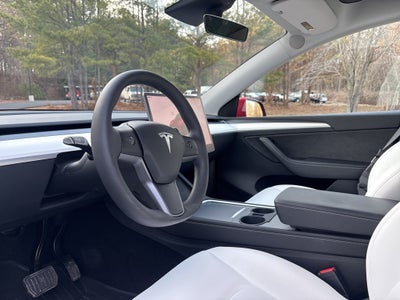 2023 Tesla Model Y Long Range ** Low Miles/3rd Row Seating / ONE OWNER