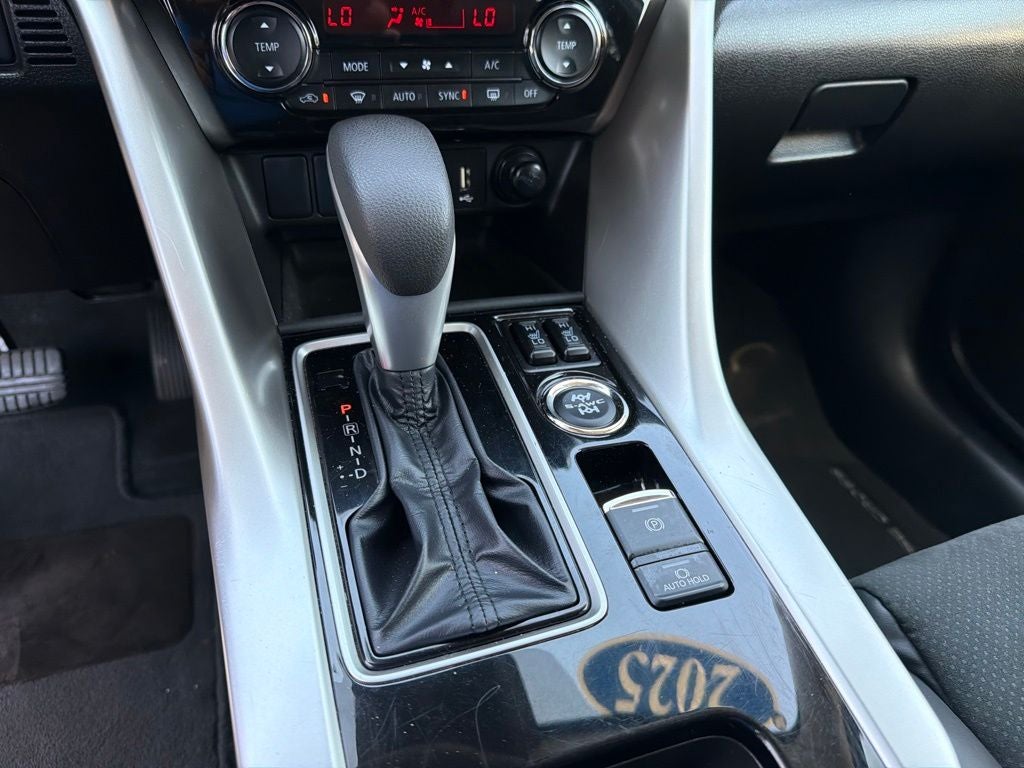 2025 Mitsubishi Eclipse Cross SE