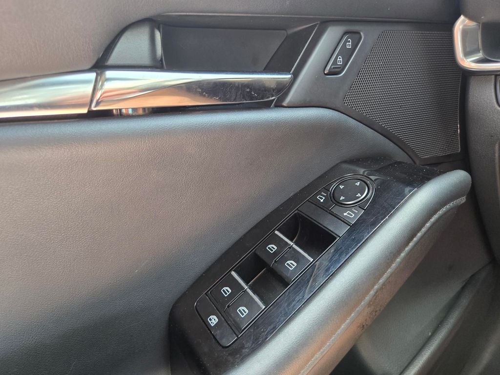 2025 Mazda Mazda3 2.5 S Preferred Package