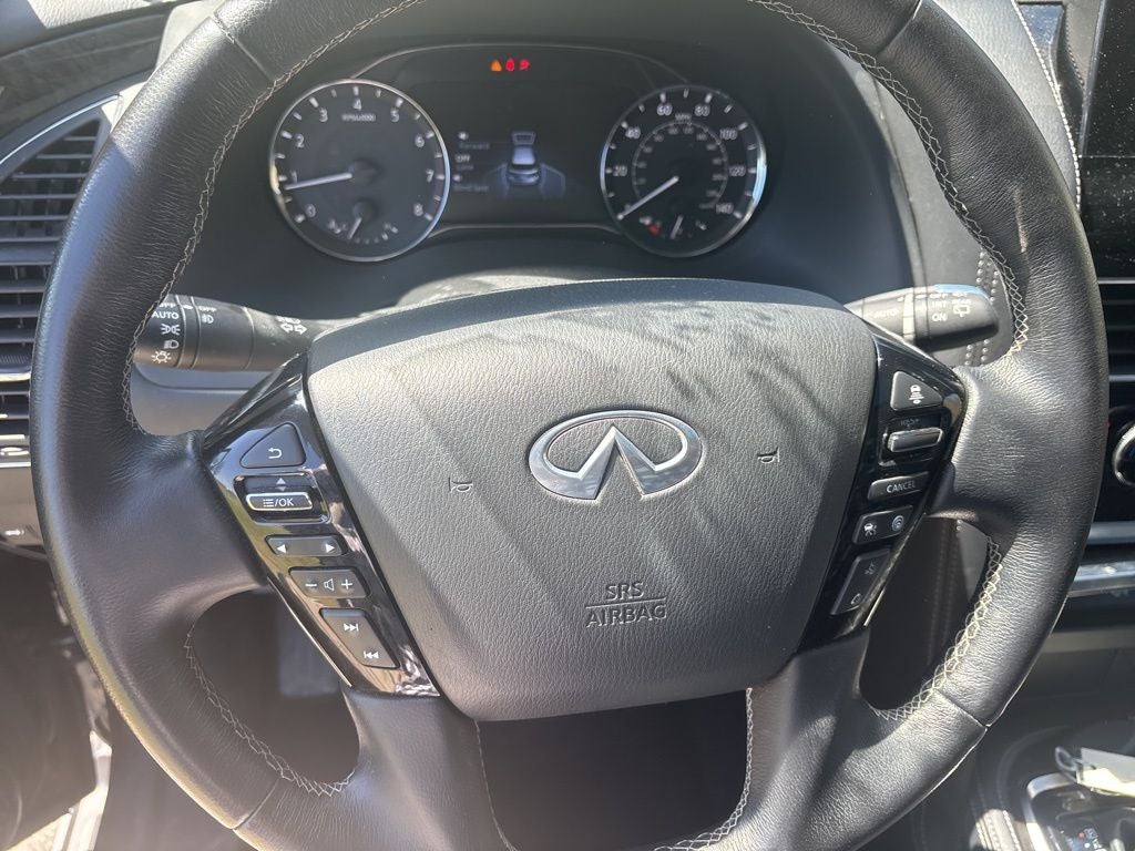 2024 INFINITI QX80 LUXE