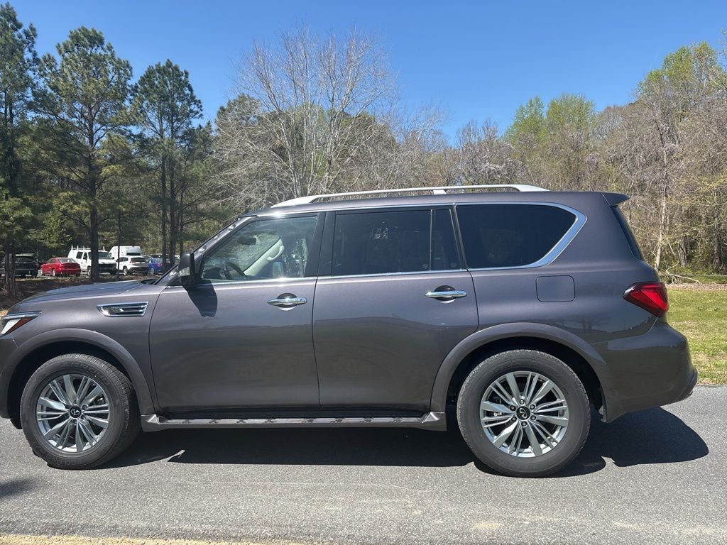 2024 INFINITI QX80 LUXE