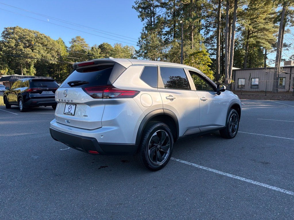 2025 Nissan Rogue SV