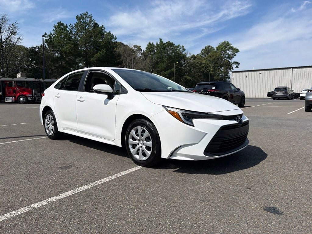 2025 Toyota Corolla Hybrid LE