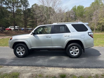 2014 Toyota 4Runner SR5 ** Pohanka Certified 6 Months/6,000 Miles **