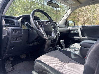 2014 Toyota 4Runner SR5 ** Pohanka Certified 6 Months/6,000 Miles **