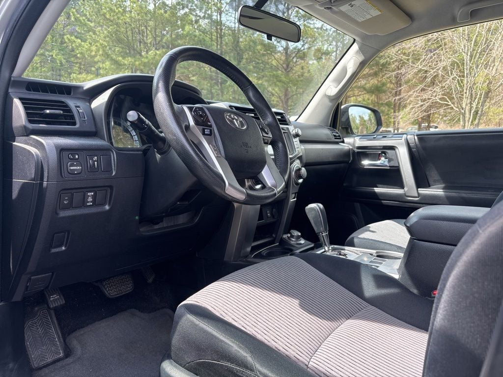 2014 Toyota 4Runner SR5 ** Pohanka Certified 6 Months/6,000 Miles **