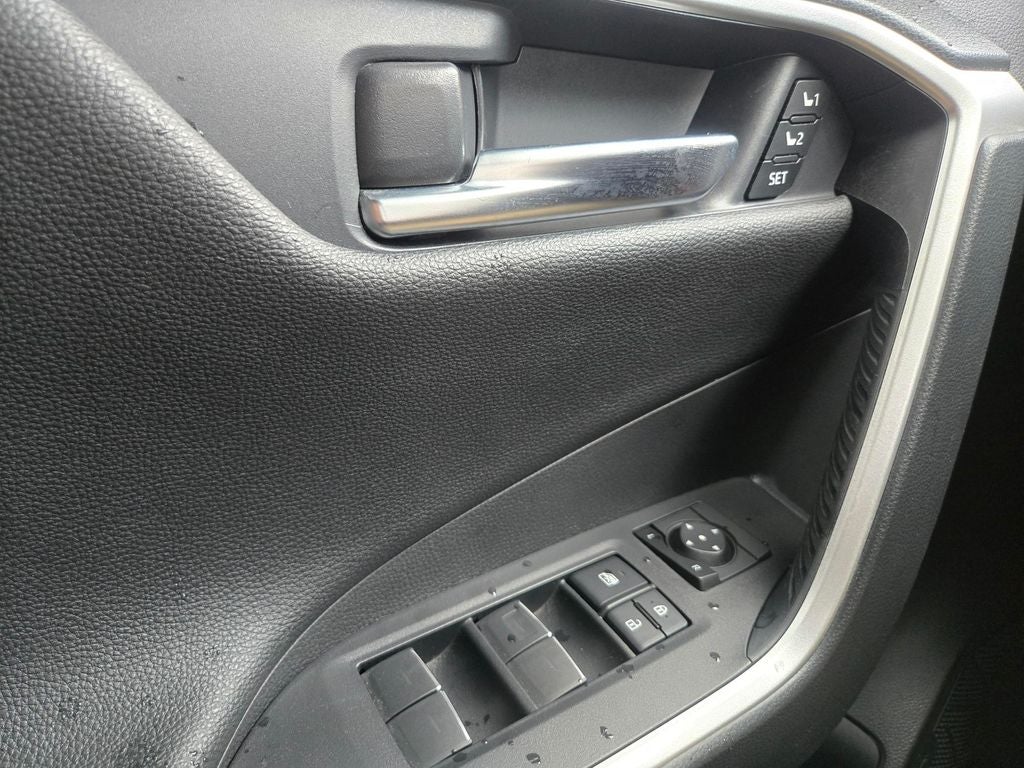 2025 Toyota RAV4 Plug-In Hybrid XSE