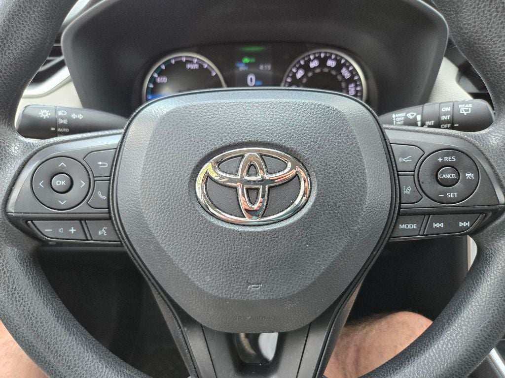 2022 Toyota RAV4 Hybrid XLE