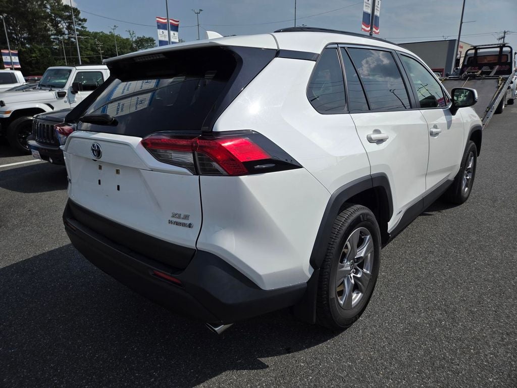 2022 Toyota RAV4 Hybrid XLE